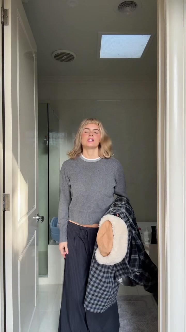 @courtneecrews