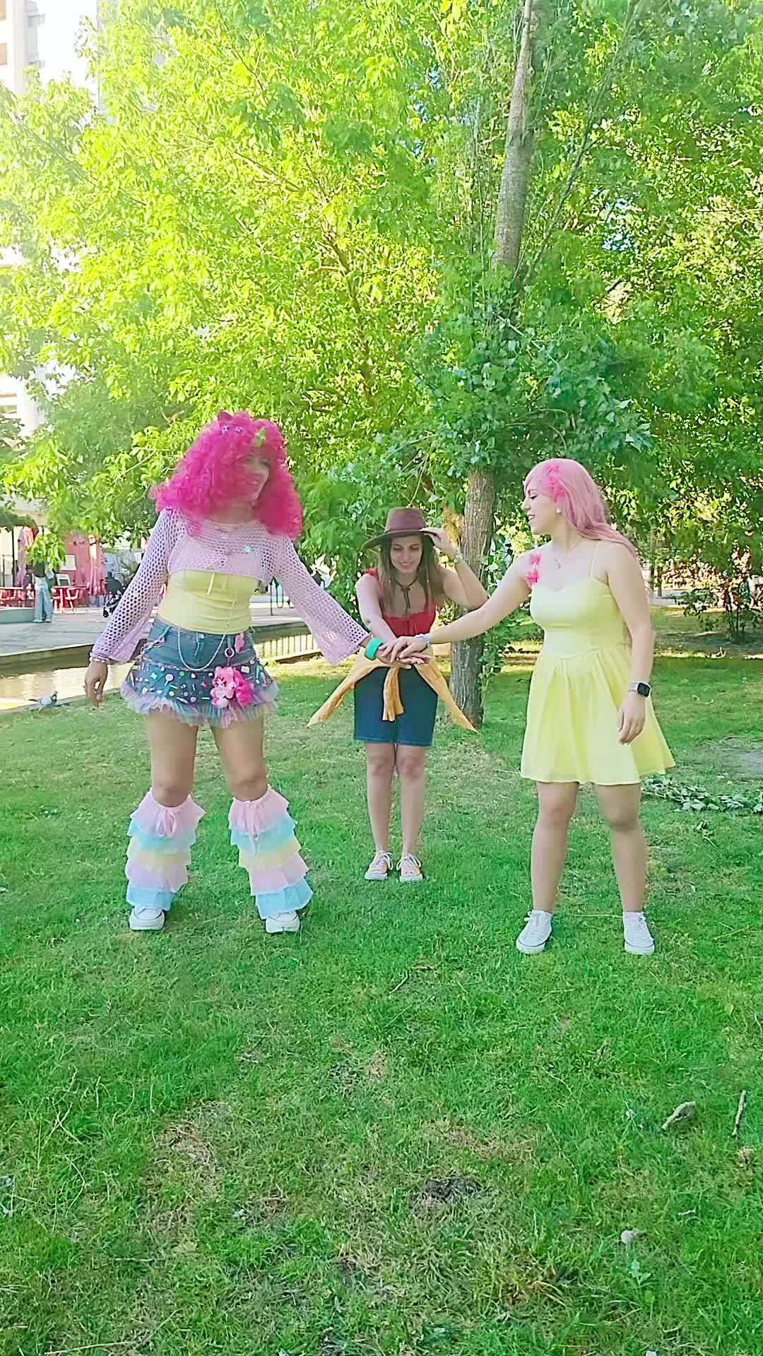@Nenas ⟭⟬⁷