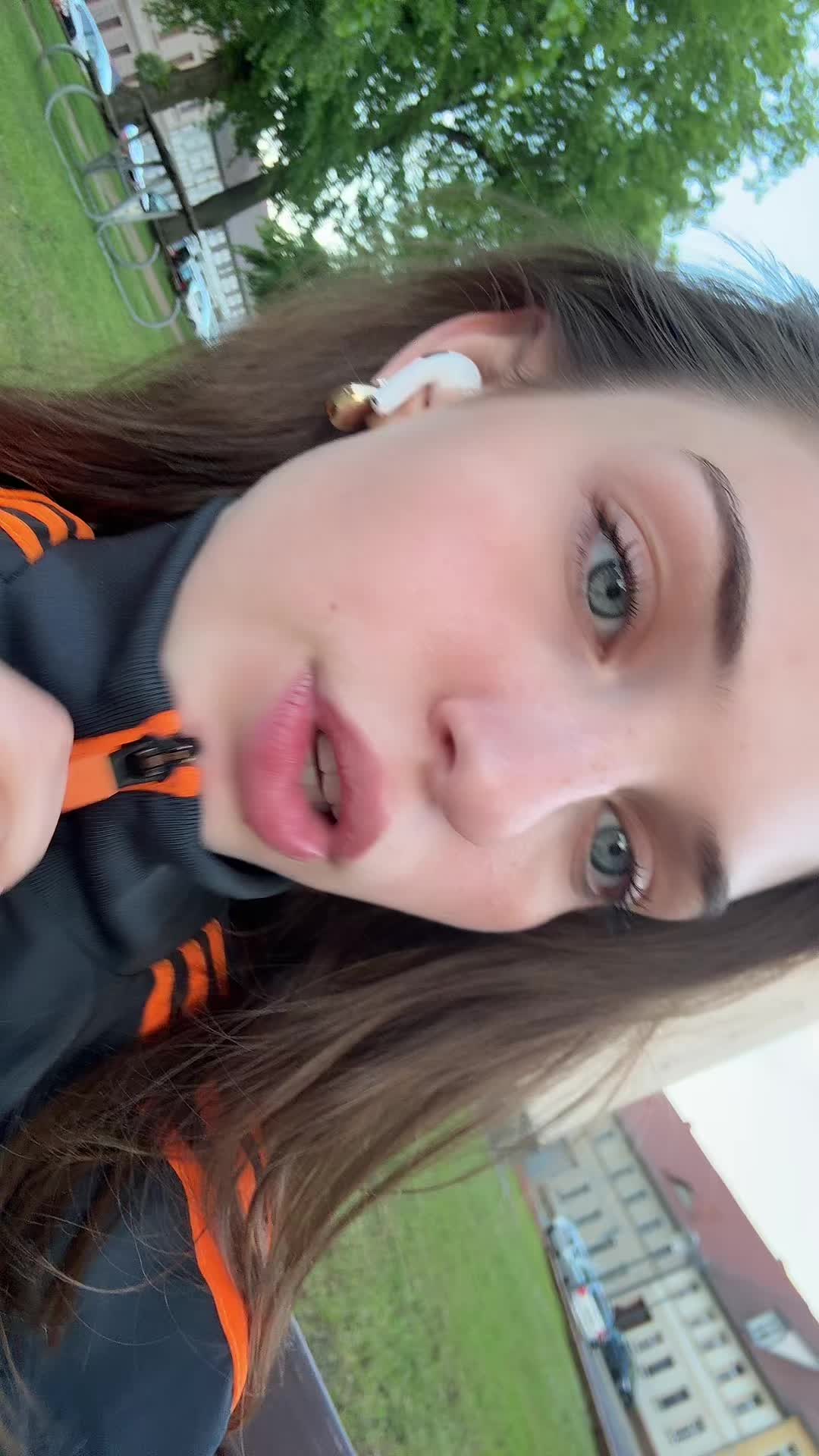 @anna