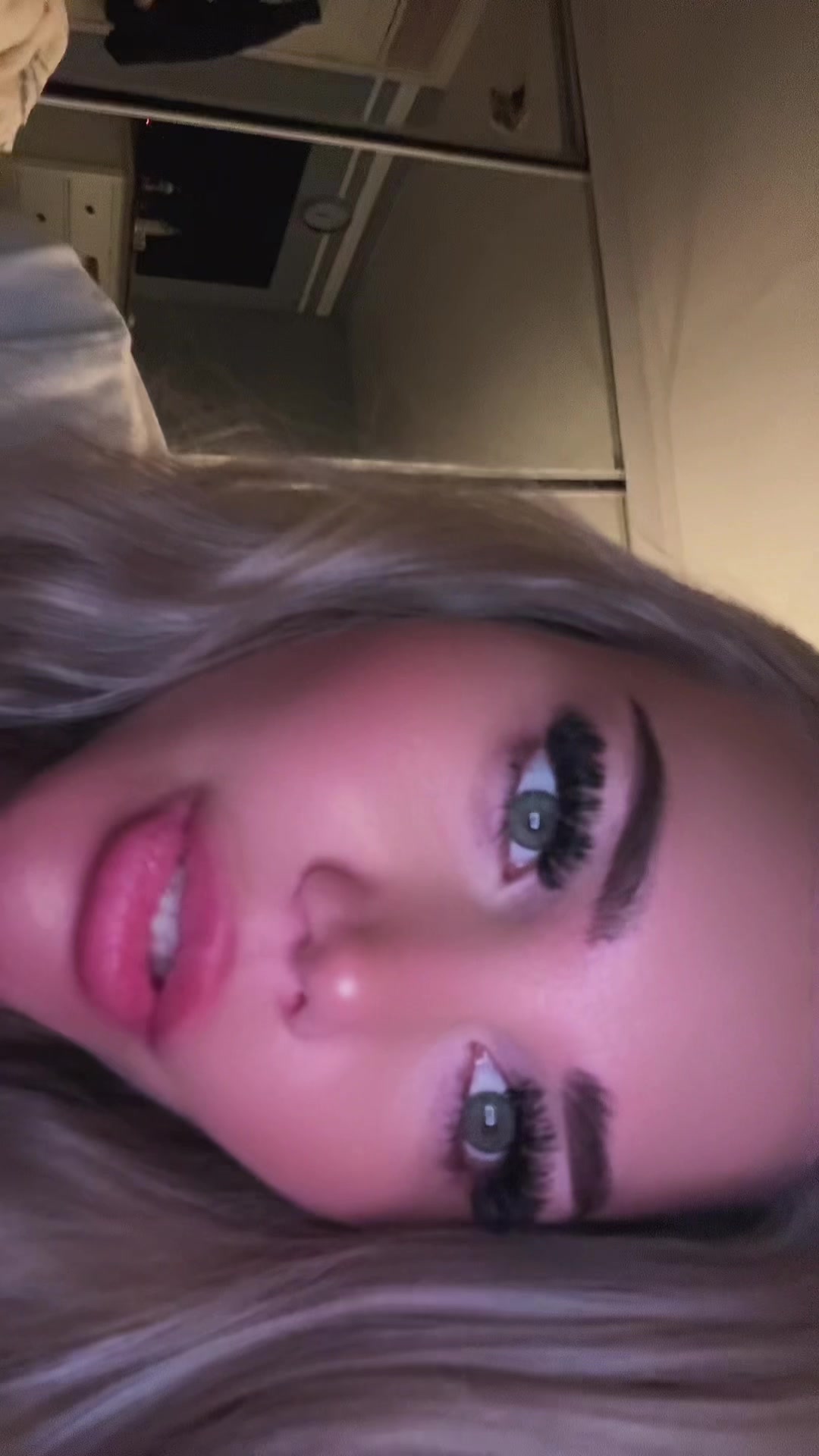 @Nicoletamikox