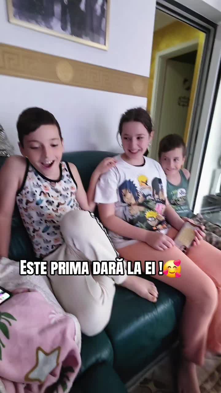 @veronica