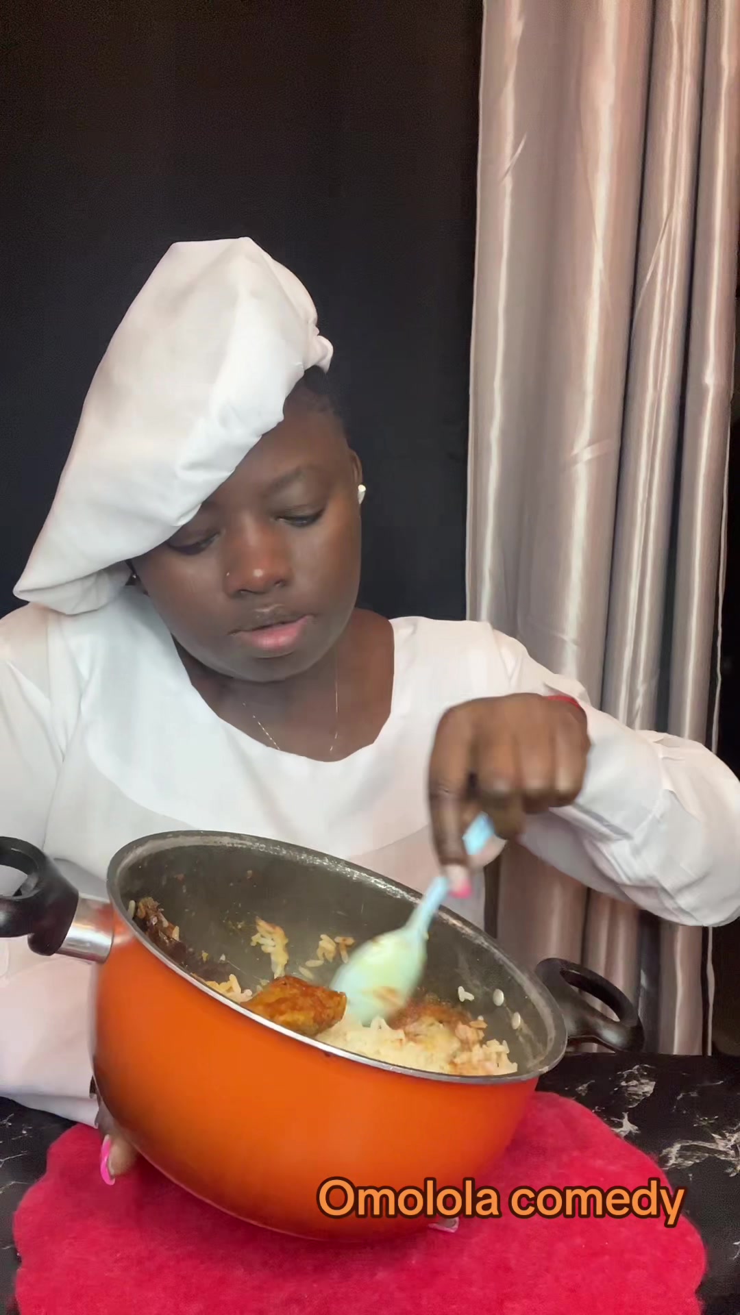 @Omolola Comedy