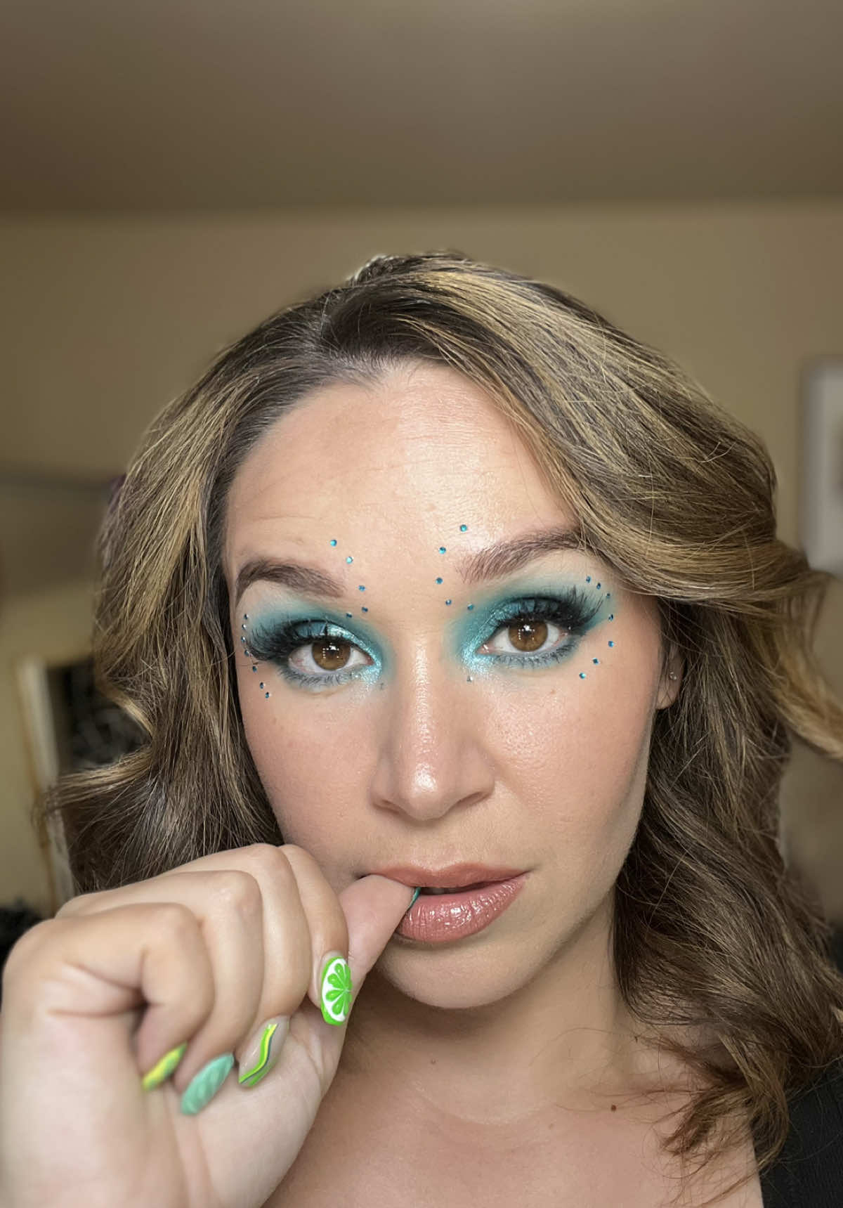 @_kyra_mua