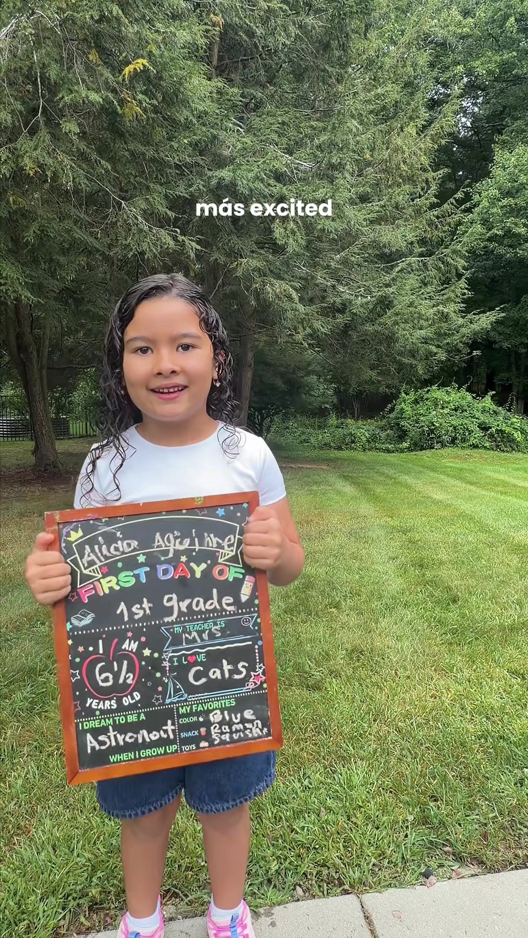 @Ana Velez | Boston creator