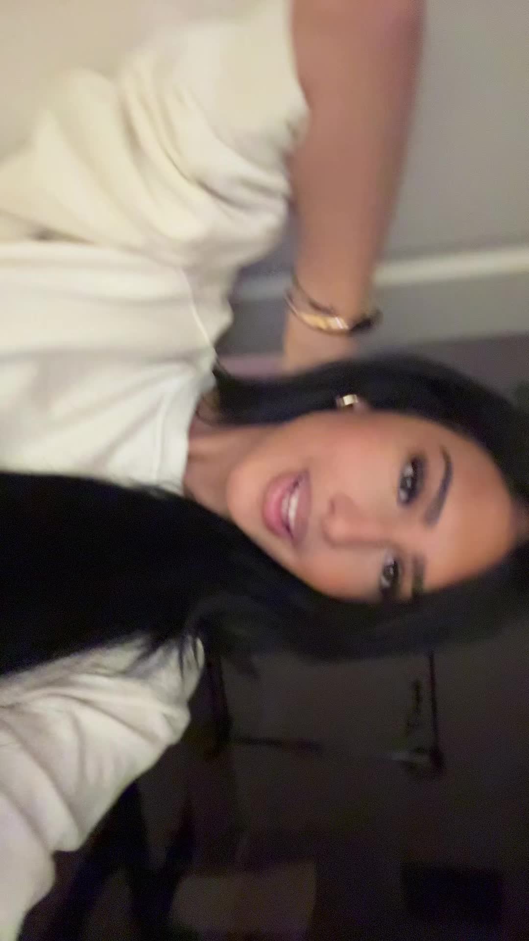 @c i r i 🌟
