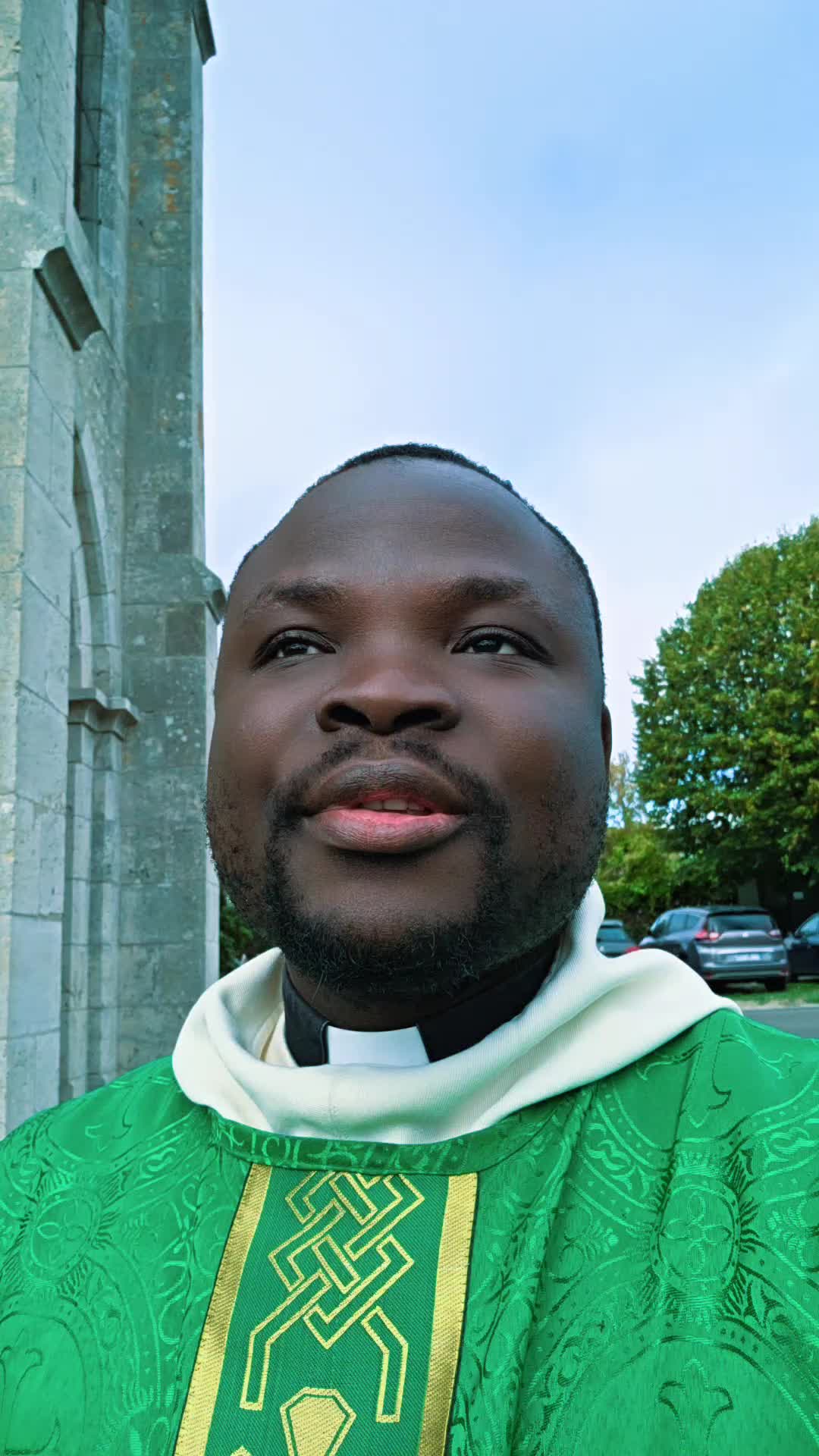@Padre Pr&eacute;cieux 🇨🇵🇻🇦
