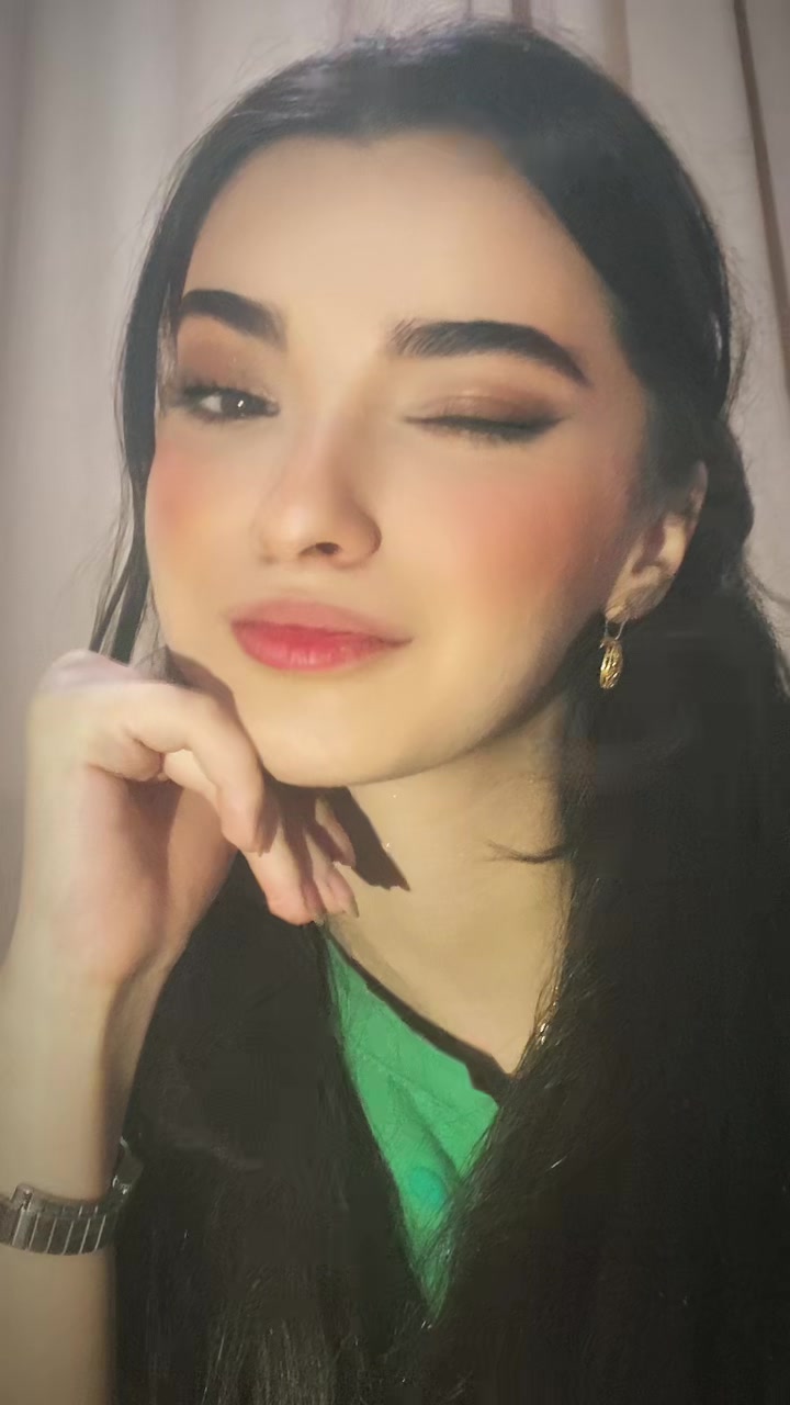@E L I S🧚🏻♀️