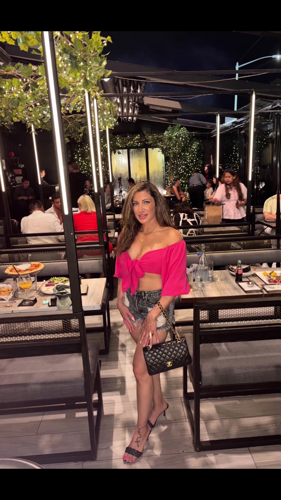 @Dana Dee68