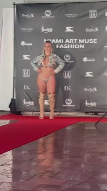 @Kat
