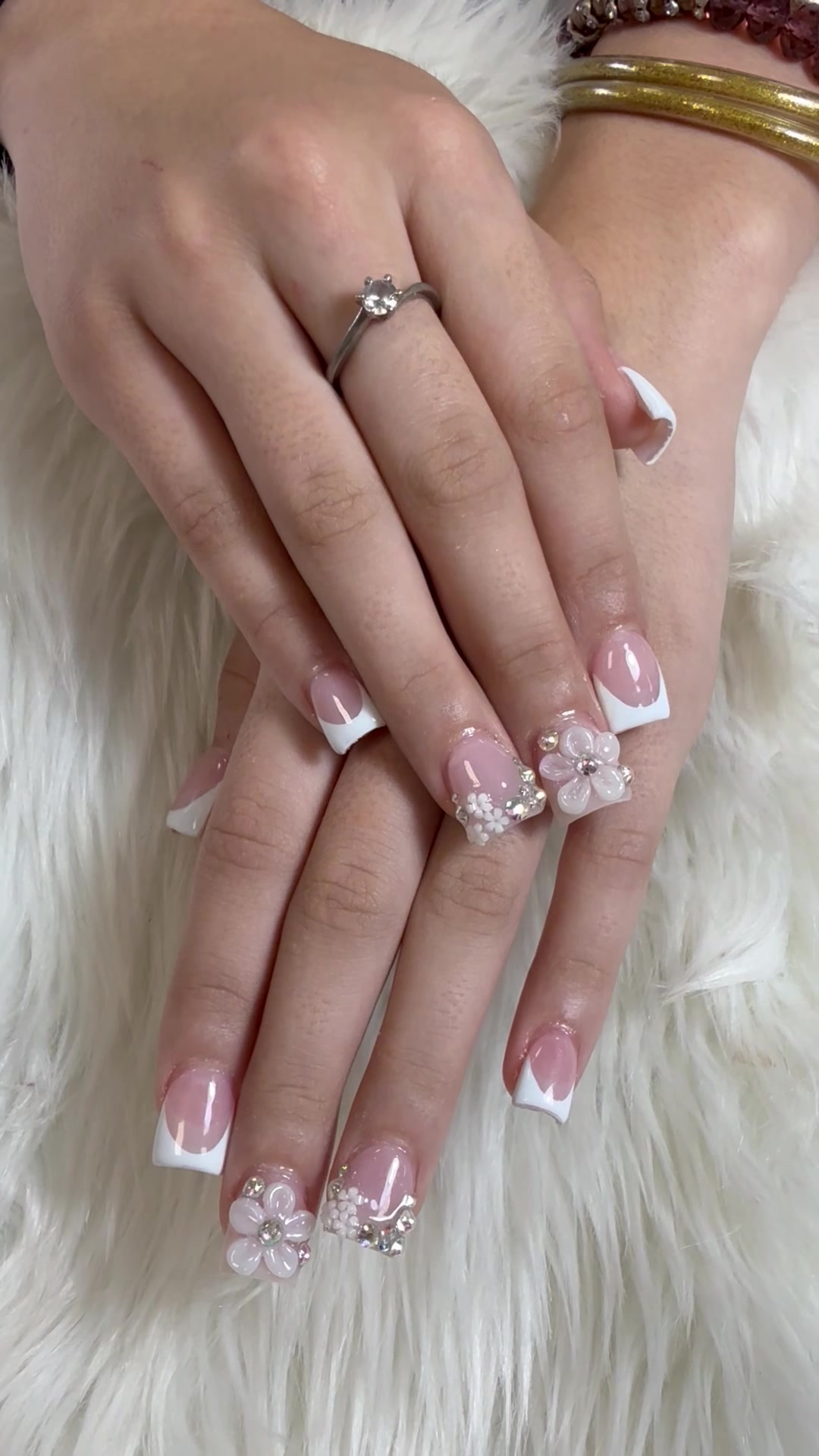 @Top Nails