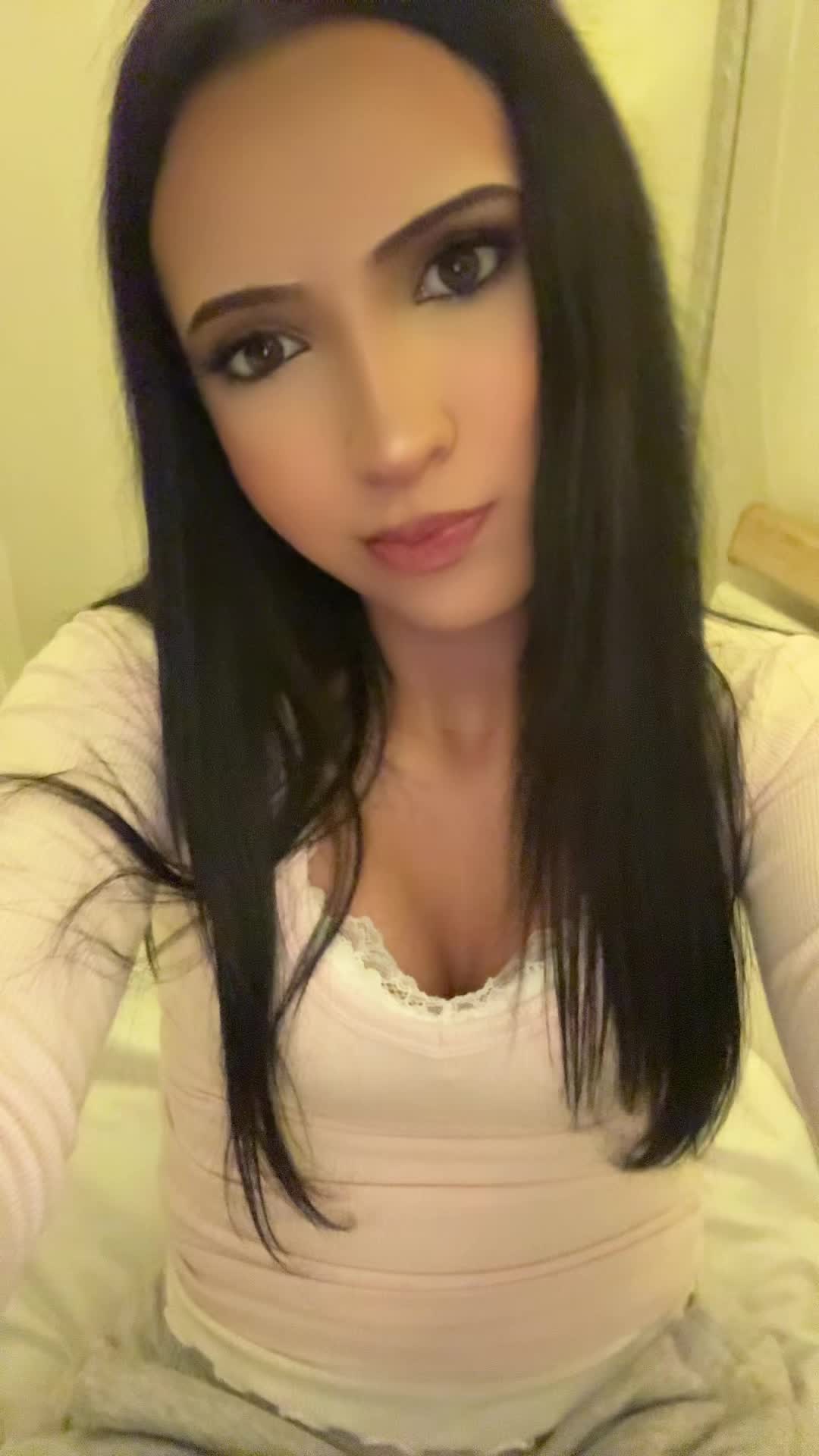 @naomiiii