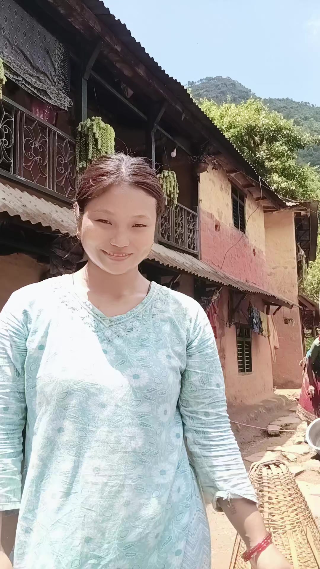 @बिनु👀💍🦋