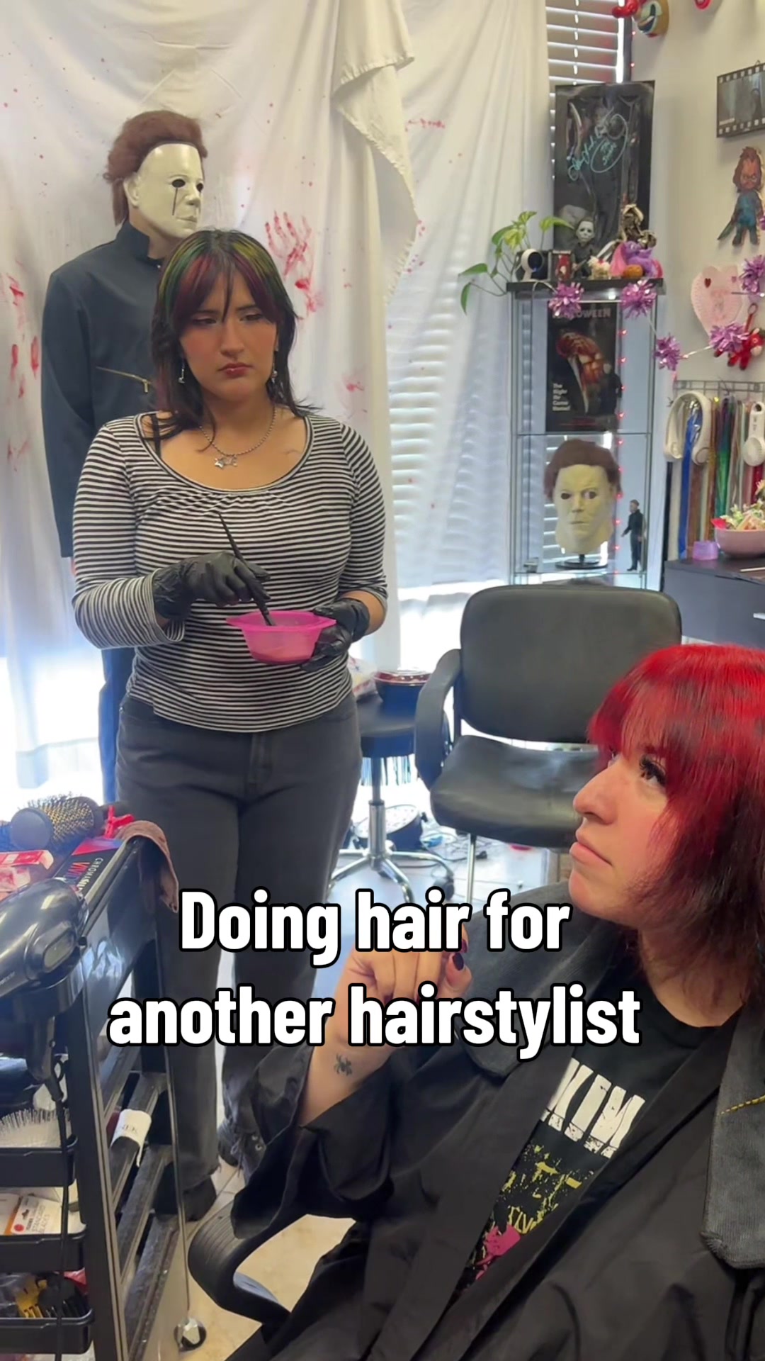 @Looks That Kill Salon