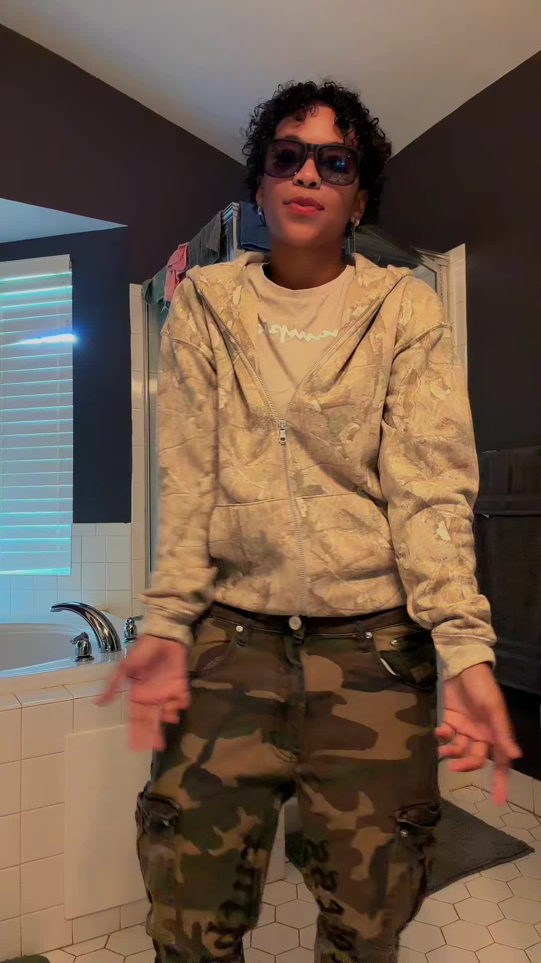 @Briana🏳️&zwj;🌈
