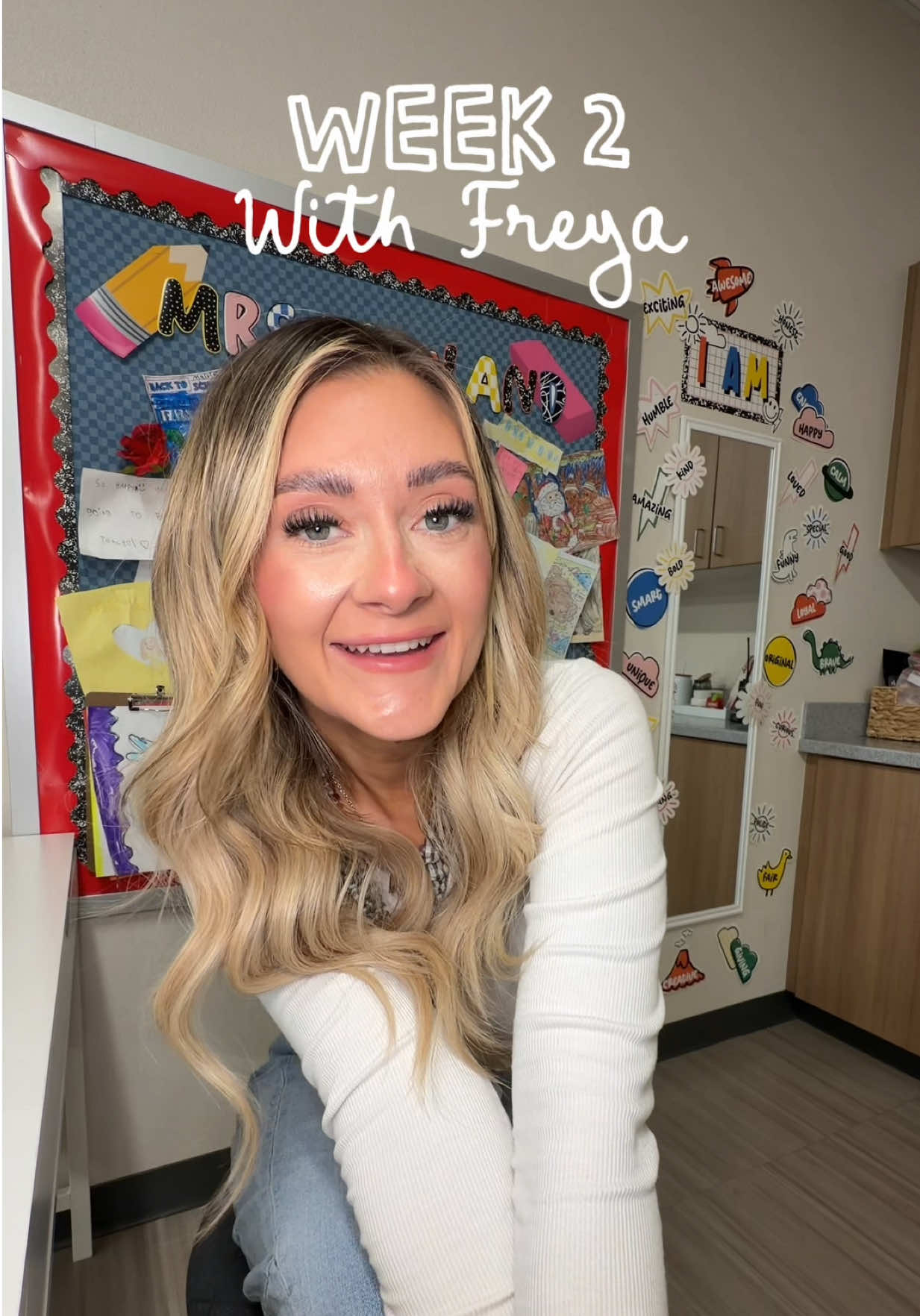 @Hales | boy mom | Teacher