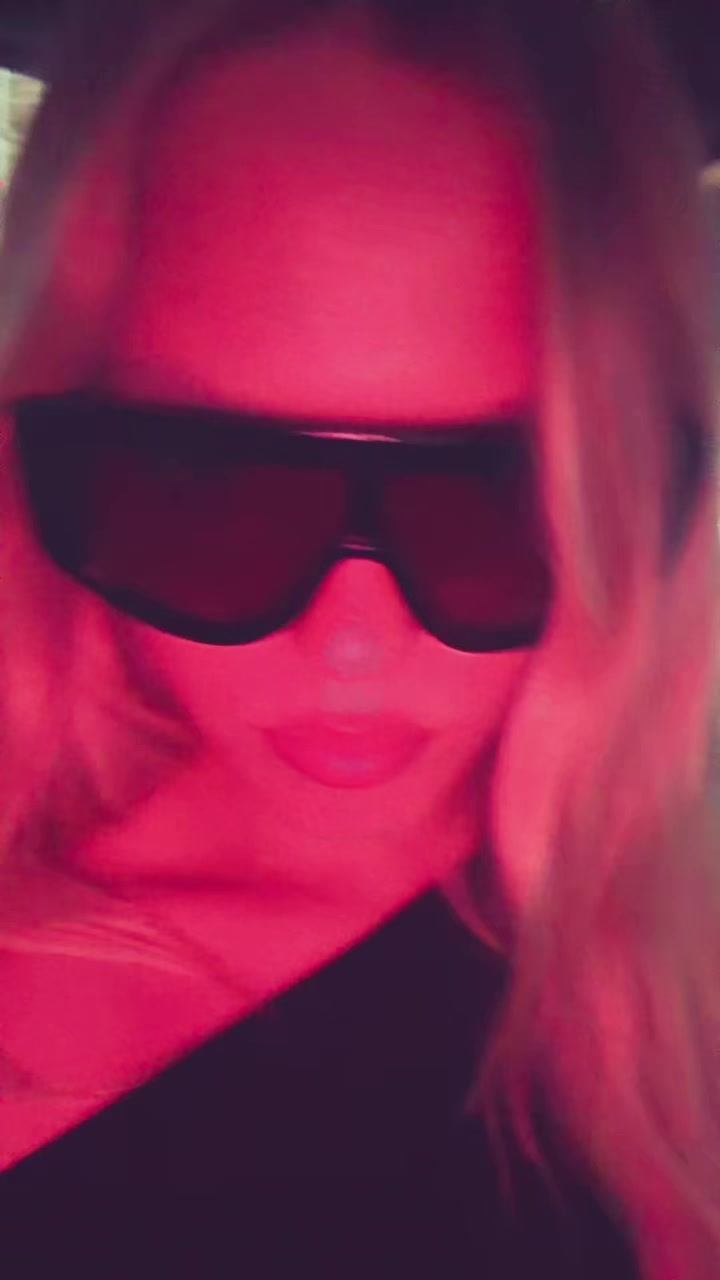 @reneé