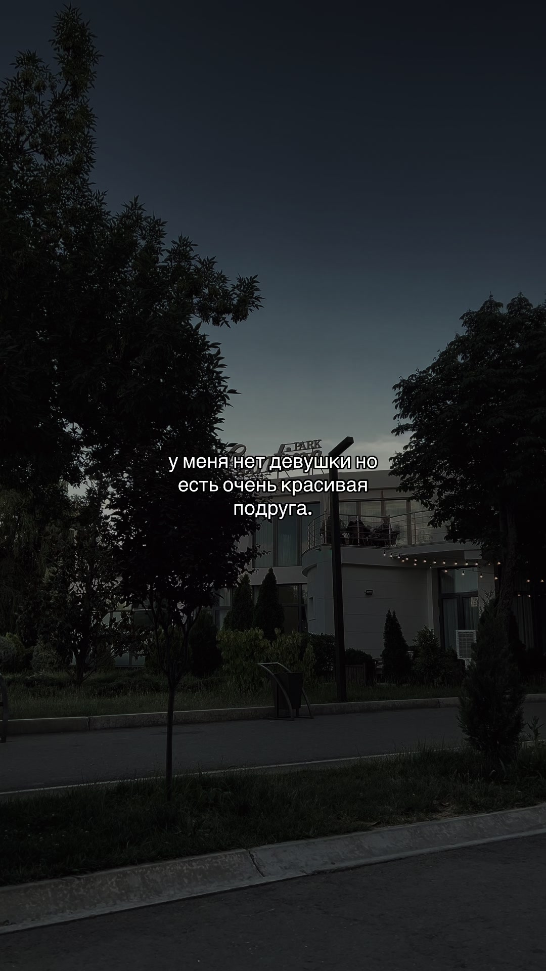 @𝐔𝐑