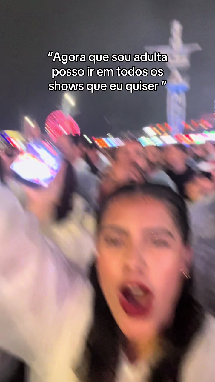 @Fernanda Andrade 🧨