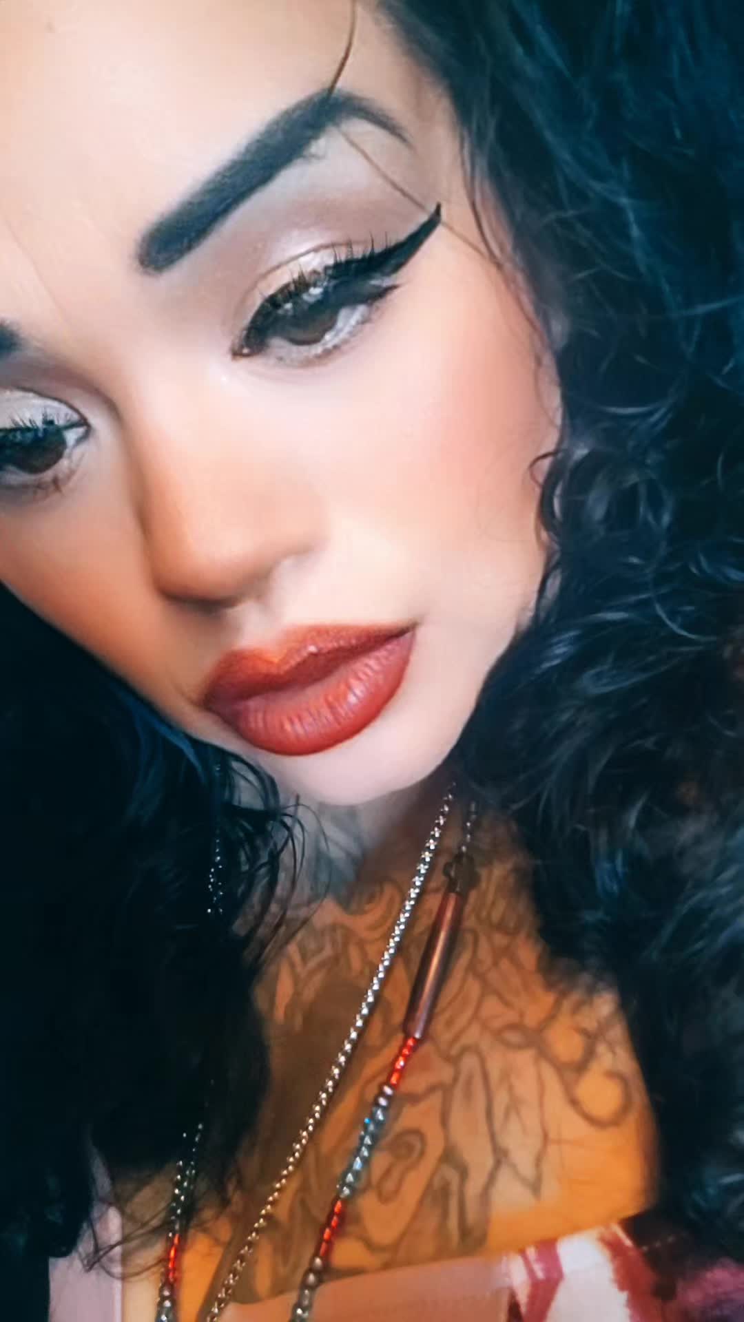 @spookychola