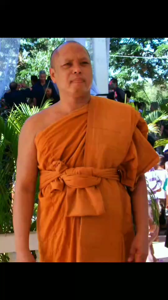 @"แสงสว่าง เสมอด้วยปัญญาไม่มี"