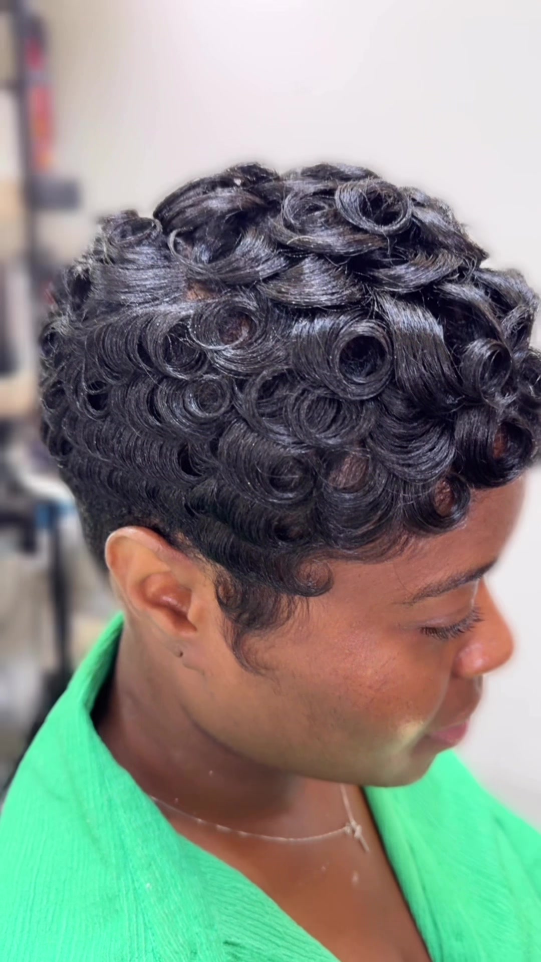 @The_Short_Hair_Expert