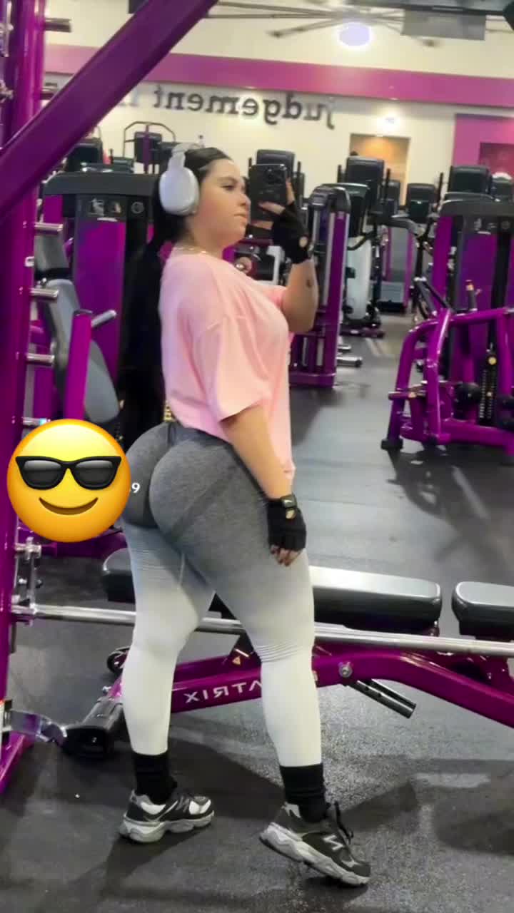 @Sexyinn7694