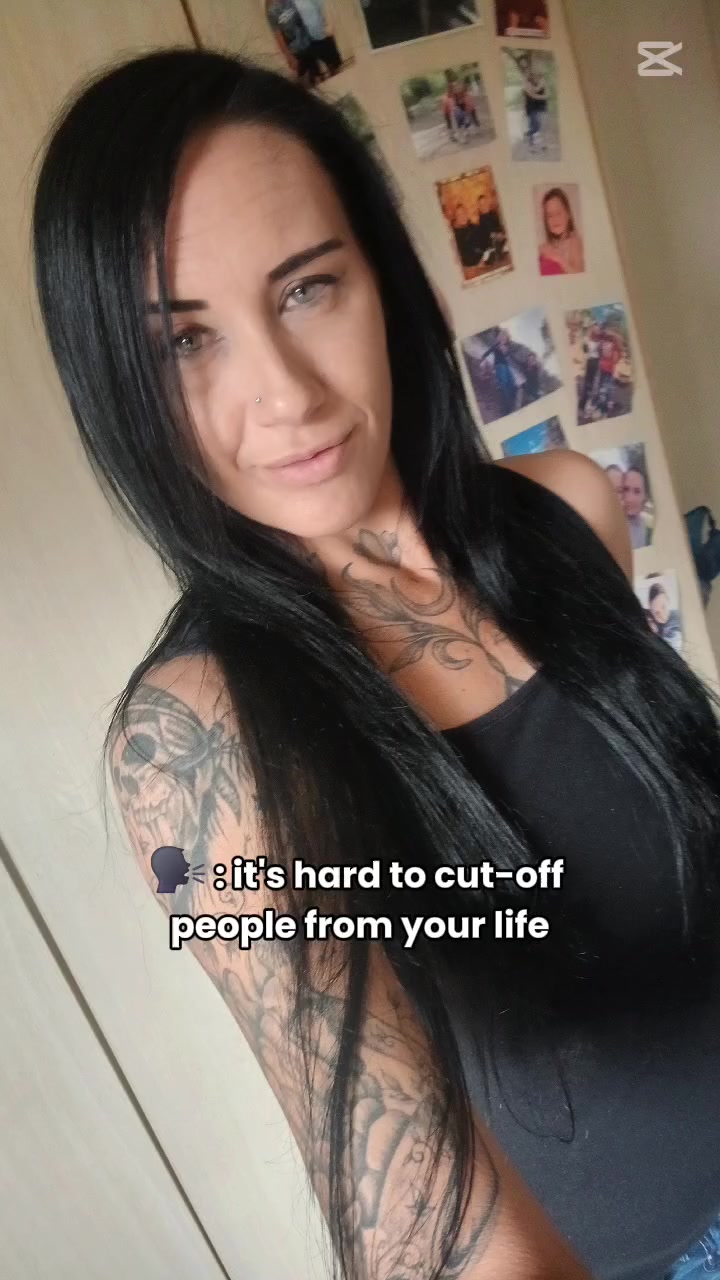 @karienq