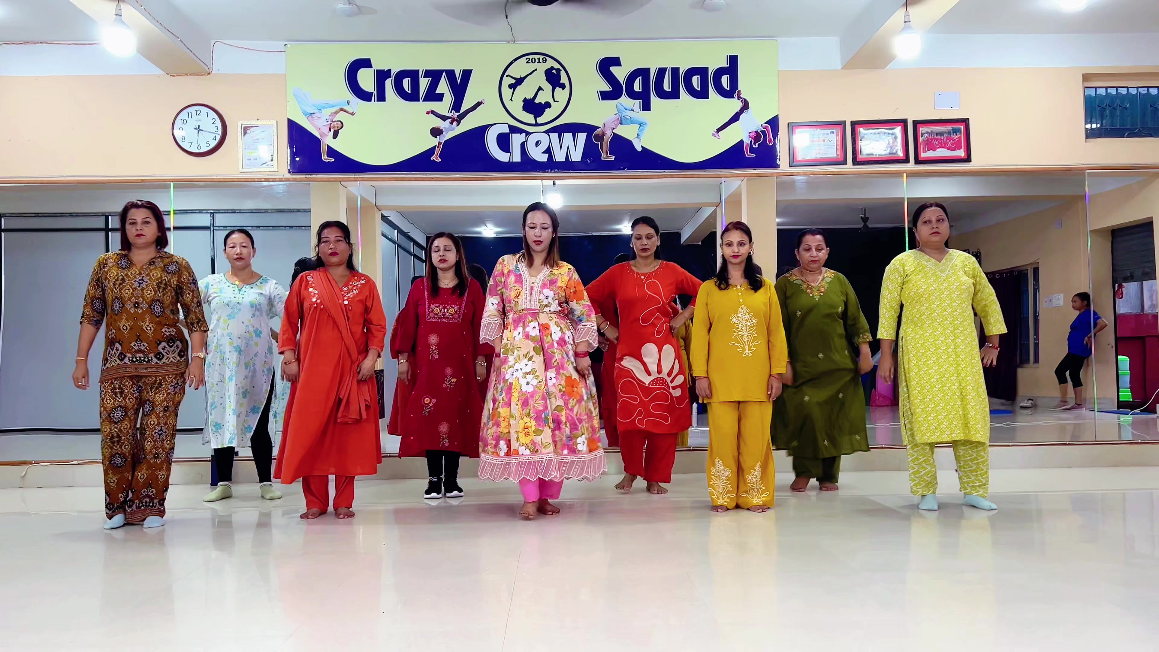 @Crazy Squad Crew