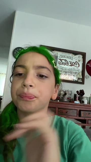 @Youknowcristal?