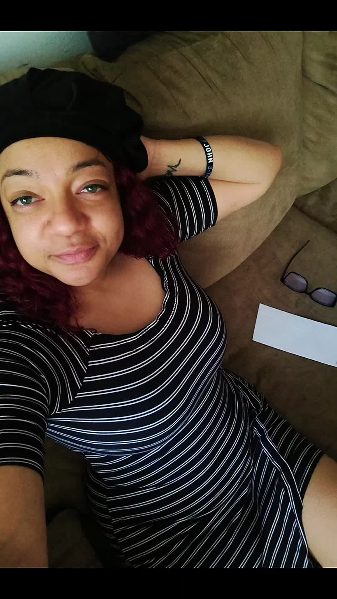@THE NIKKIEGREENEYEZ COLLECTION
