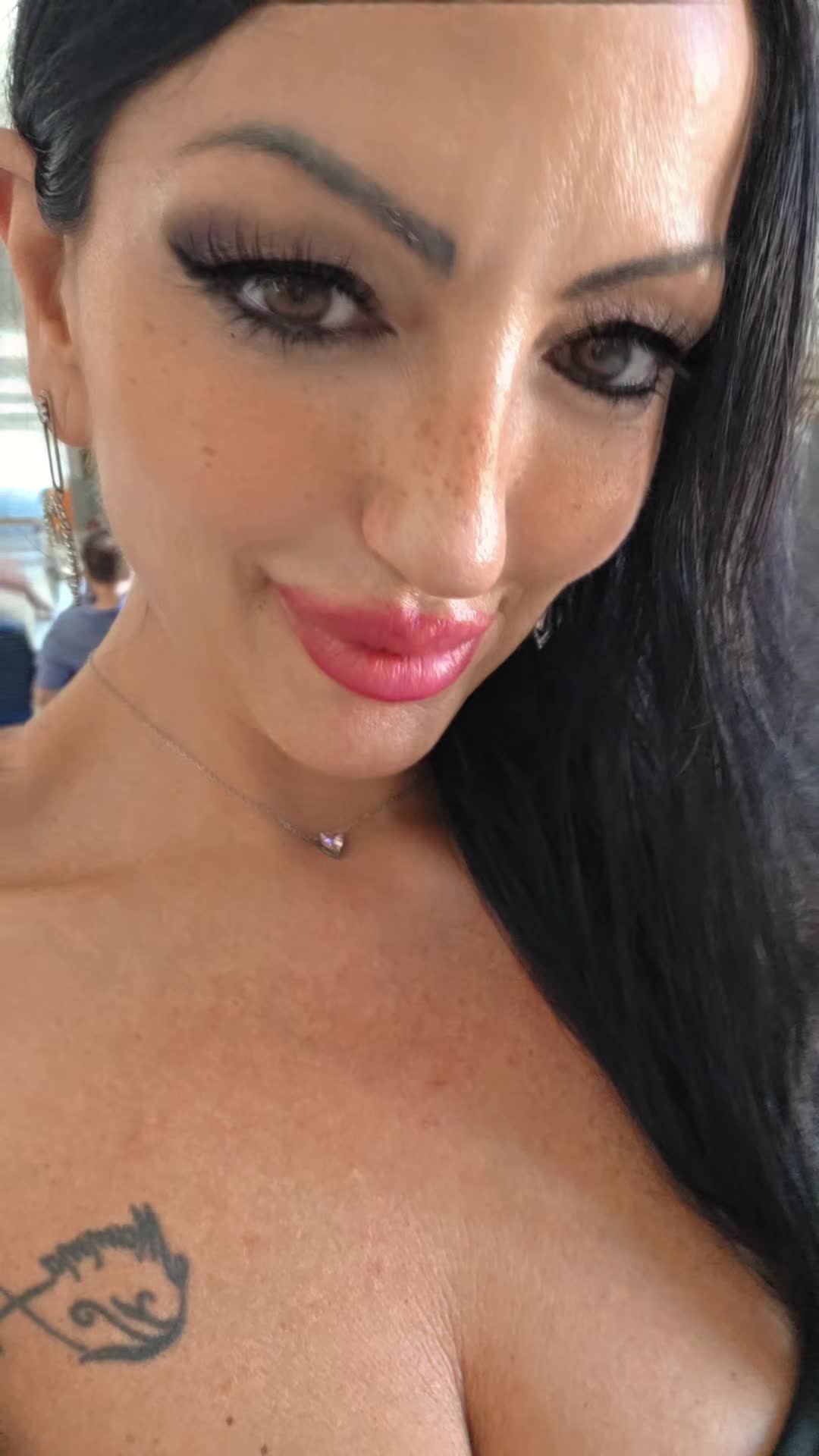 @Mary Scialó