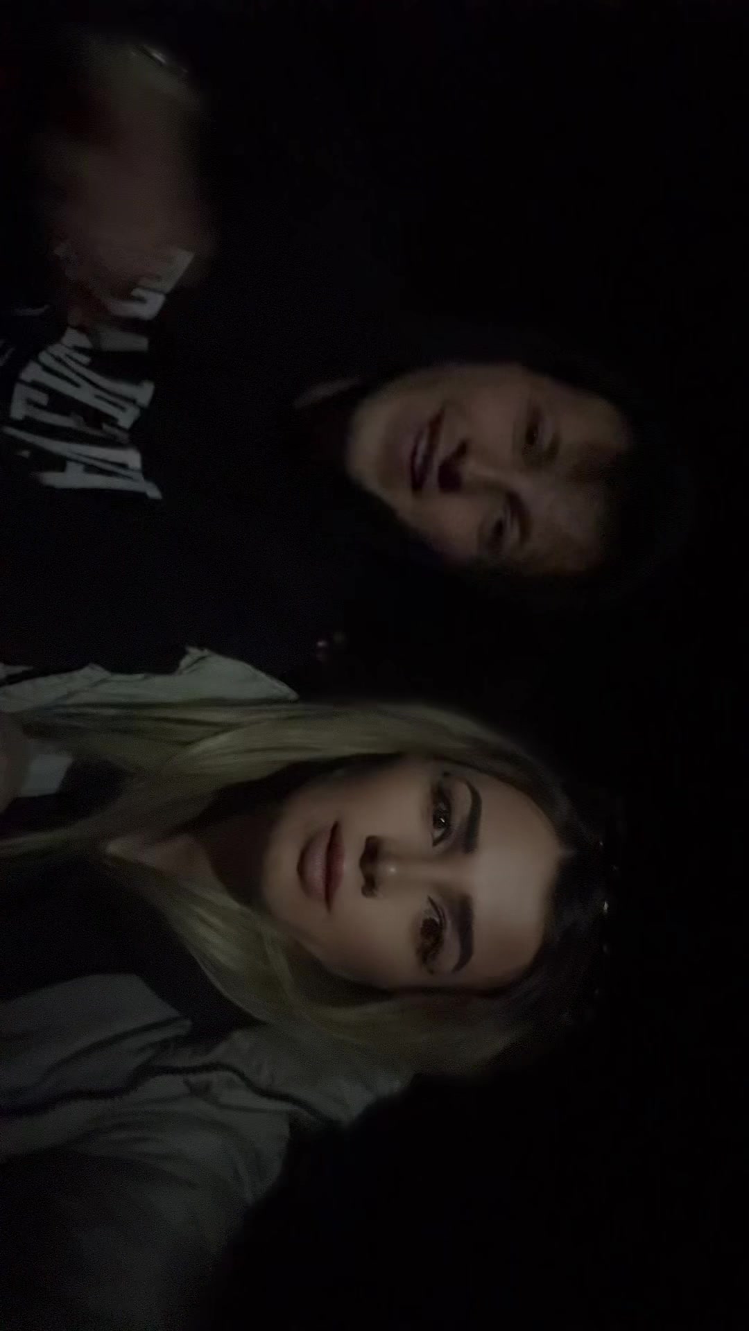 @Czikaaaaa💋