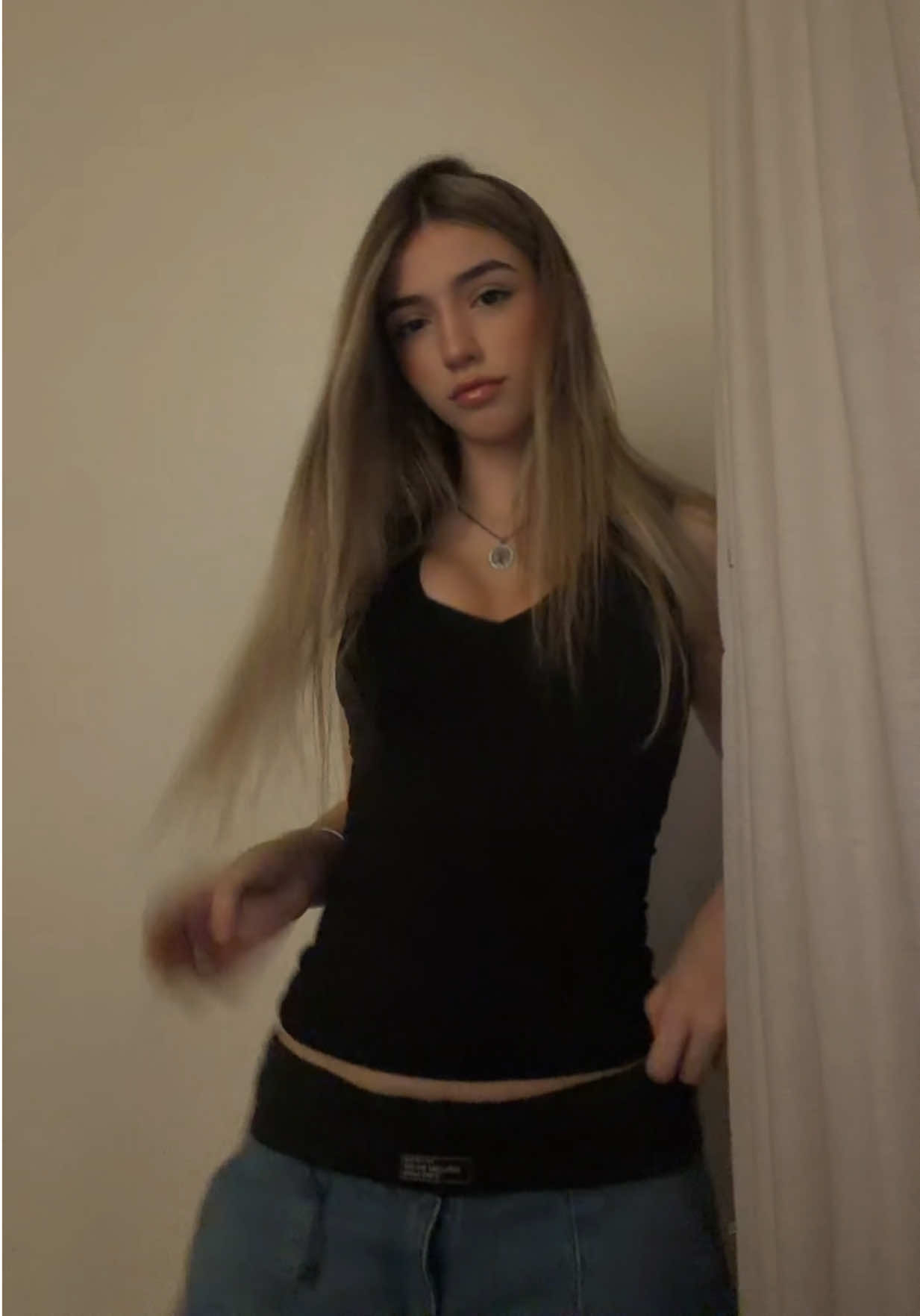 @almiivacc ⋆𖤐