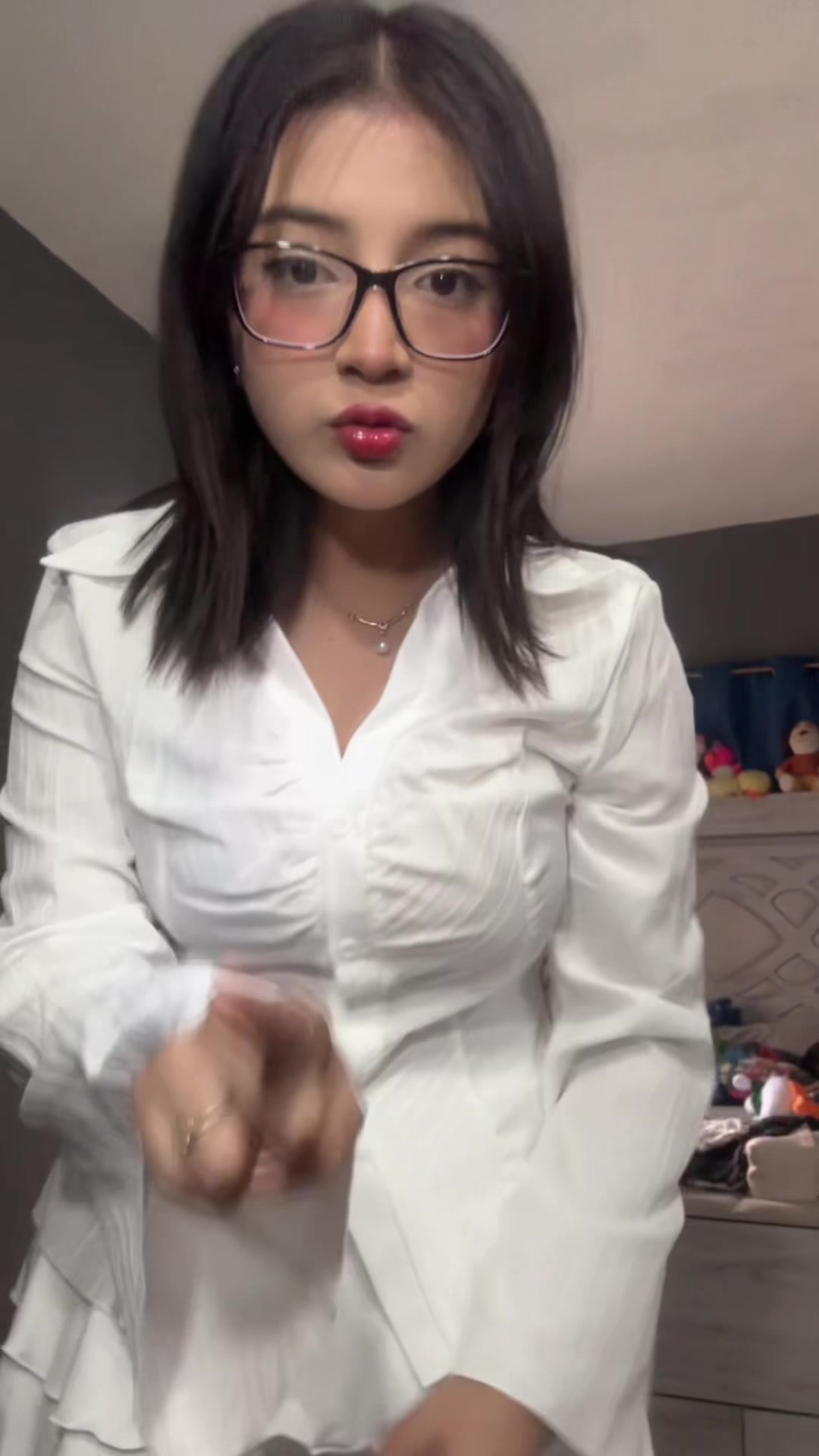 @Aniss⋆: ⋆★˚。 ⋆