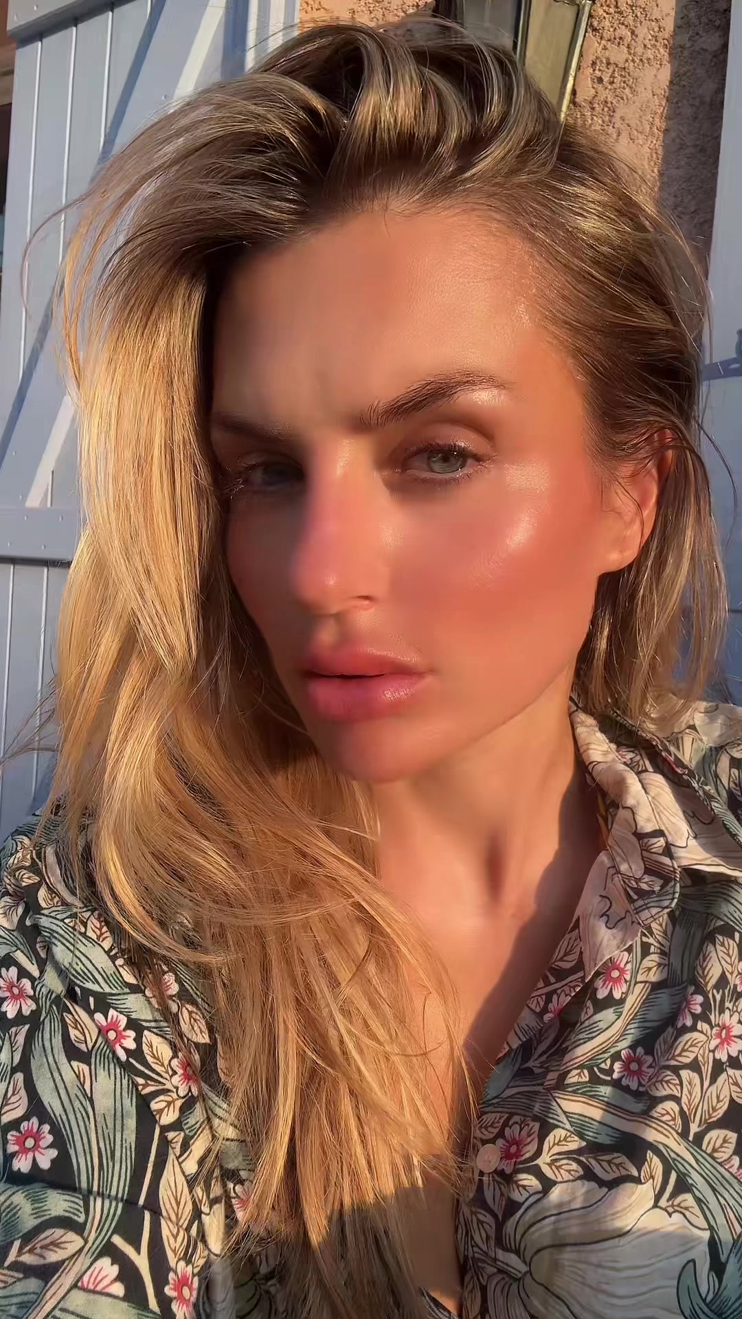 @julietteAbra