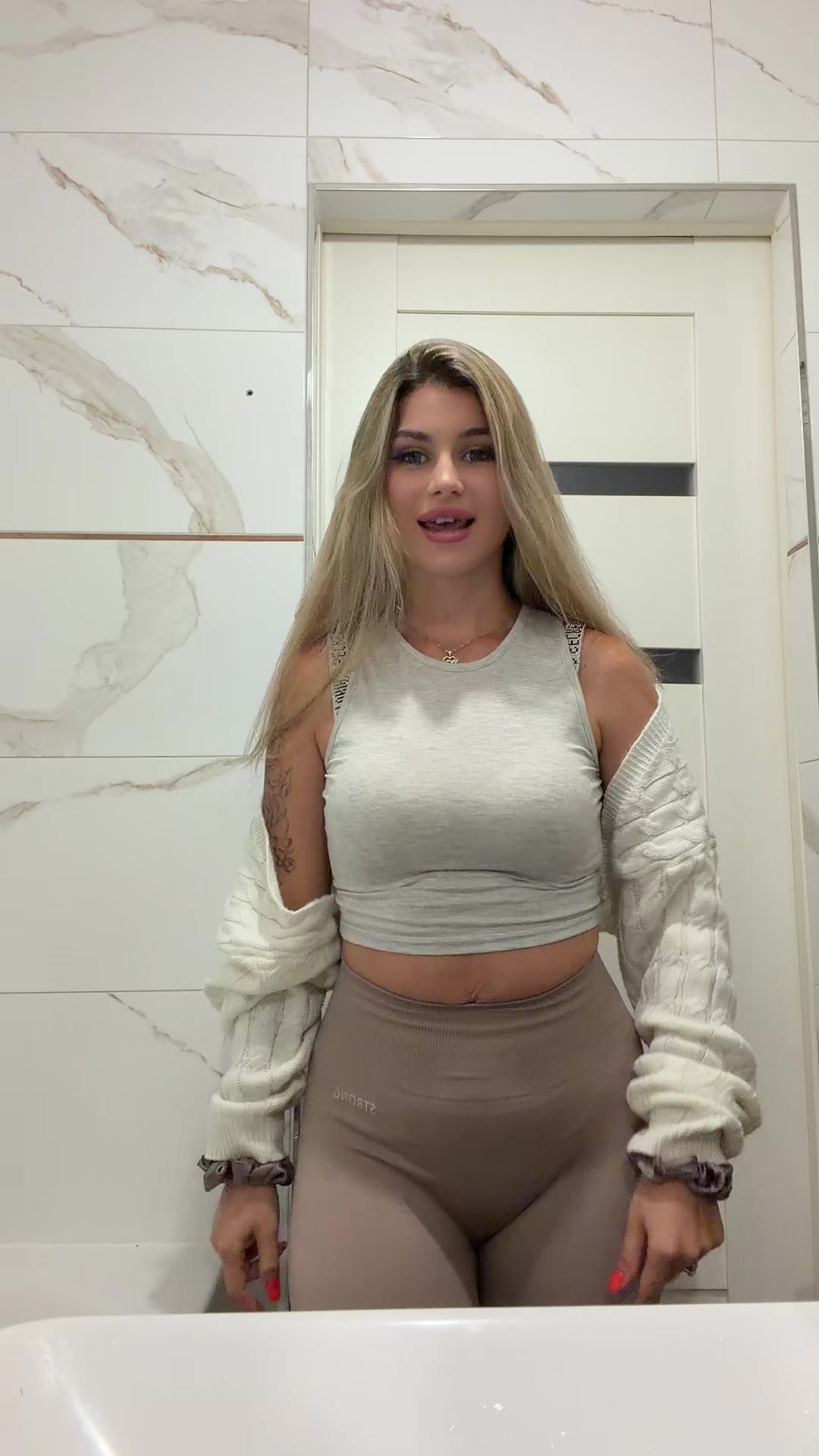 @Karola