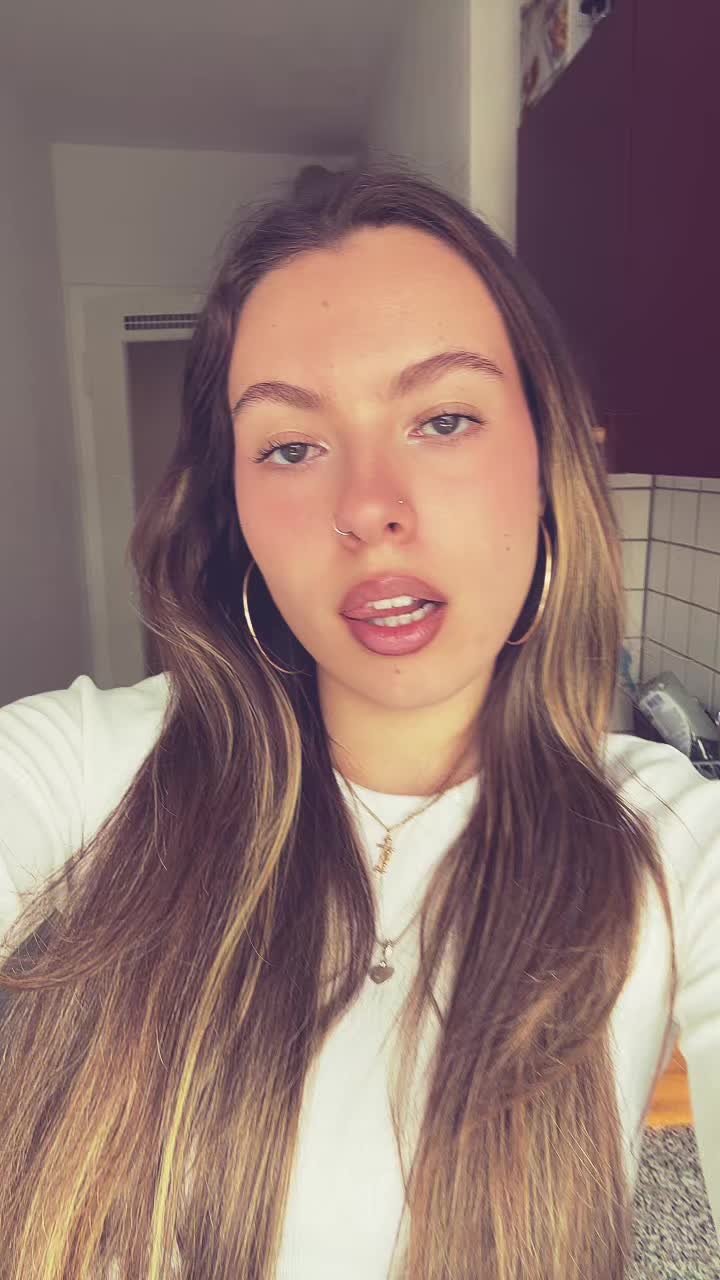 @nicole