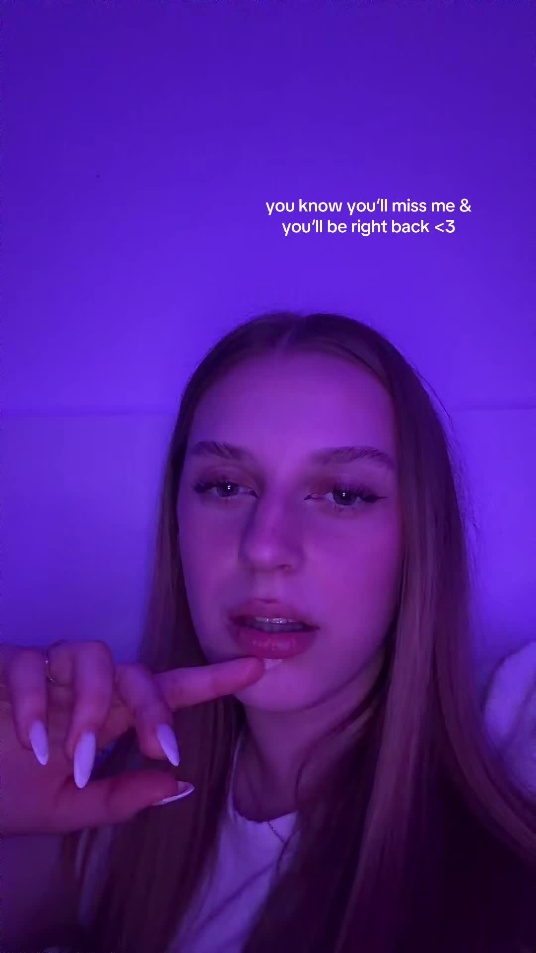 @ꜱᴏᴘʜɪᴀ🫧