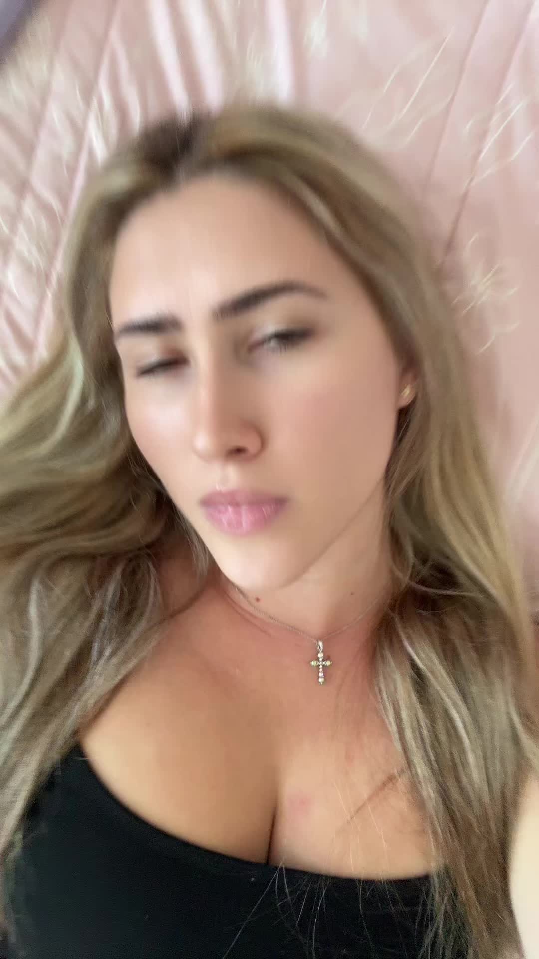 @Gabriela Raiciof