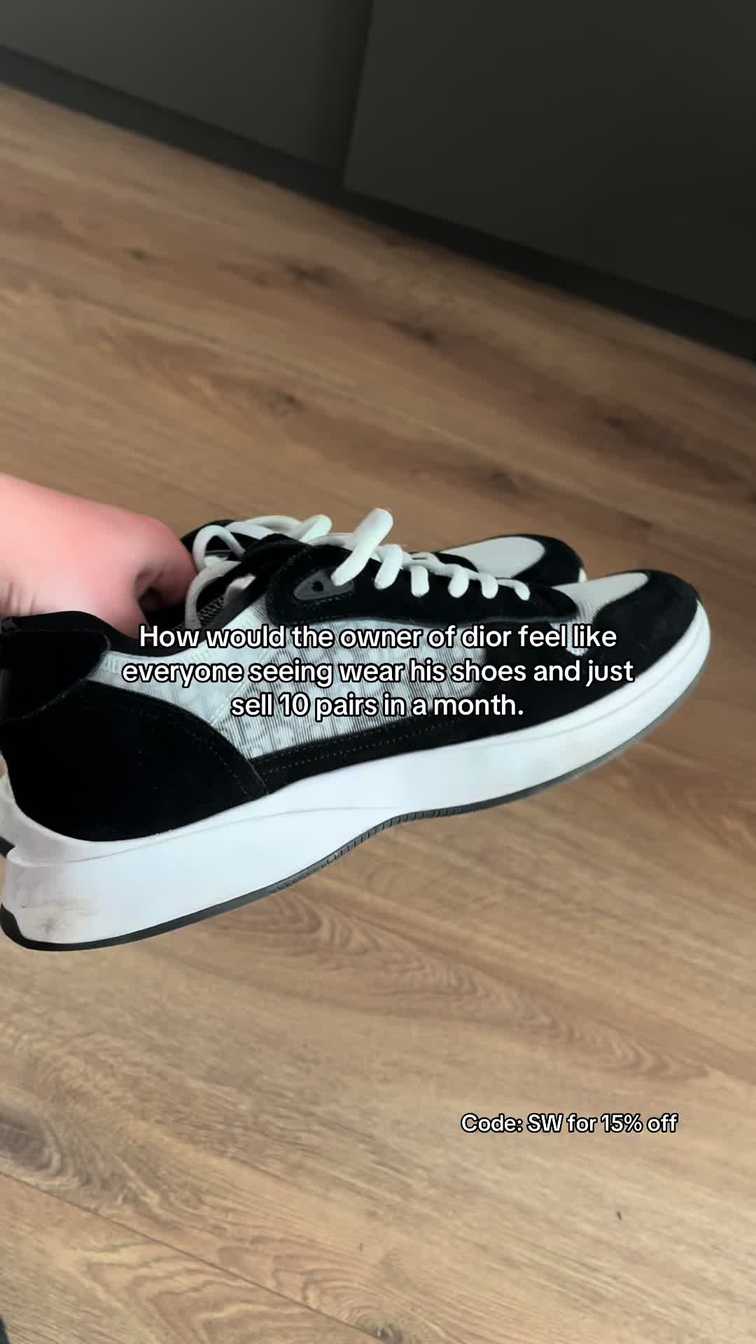 @🎭