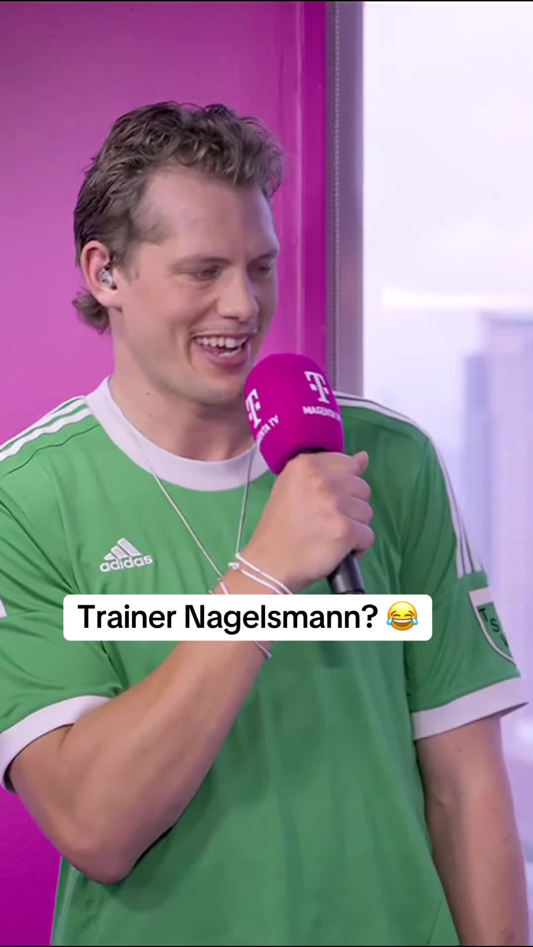 @MAGENTA SPORT