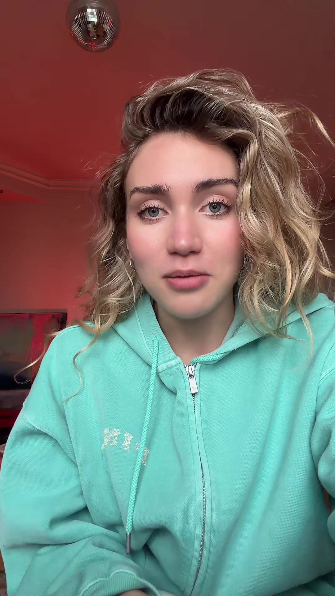 @Элайна Шмейт