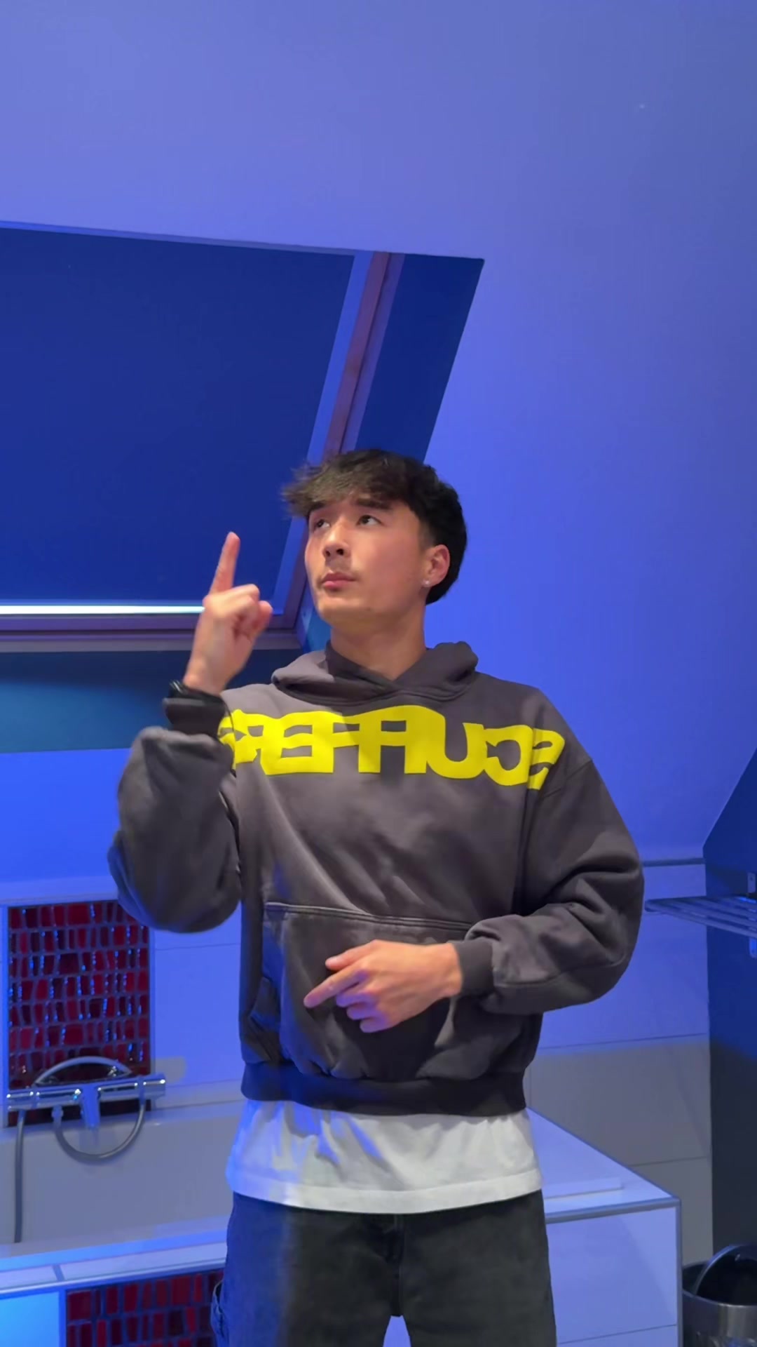 @M A X