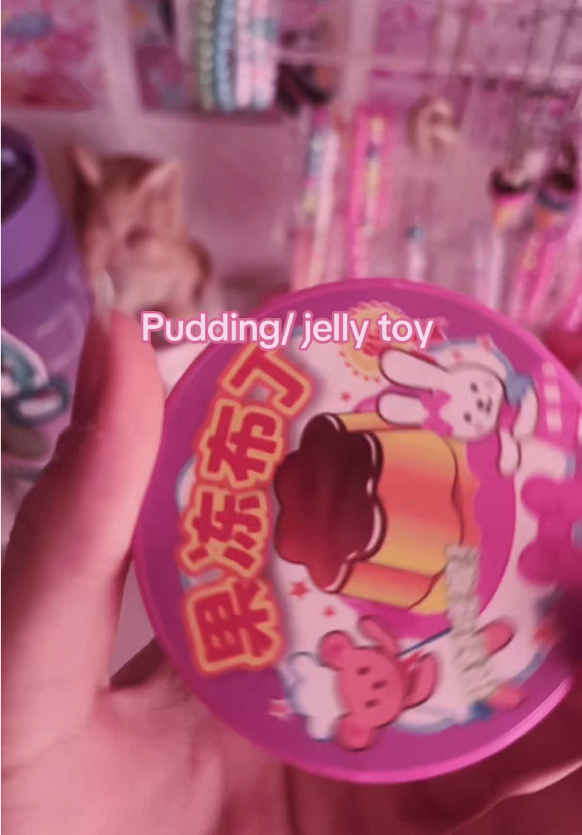 @(>_<“)