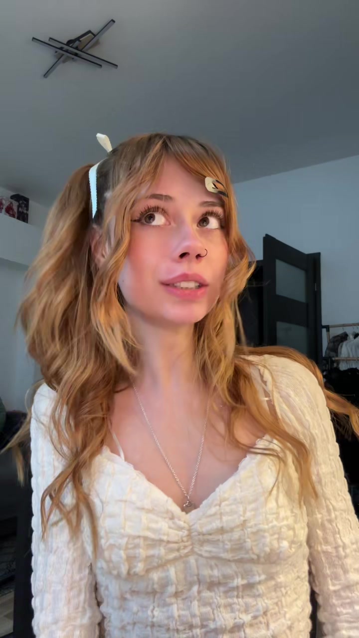 @Laura🧣🕊️
