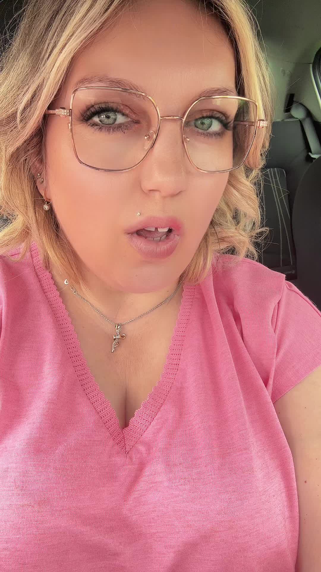 @Audrey D O