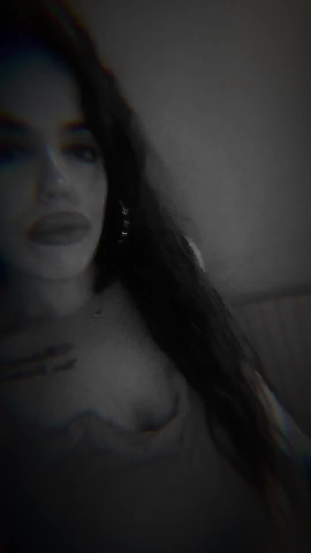@𝒜𝒹𝓇𝒾𝒶𝓃𝒶 𝒯ℴ𝓈𝒸𝒶𝓃ℴ9