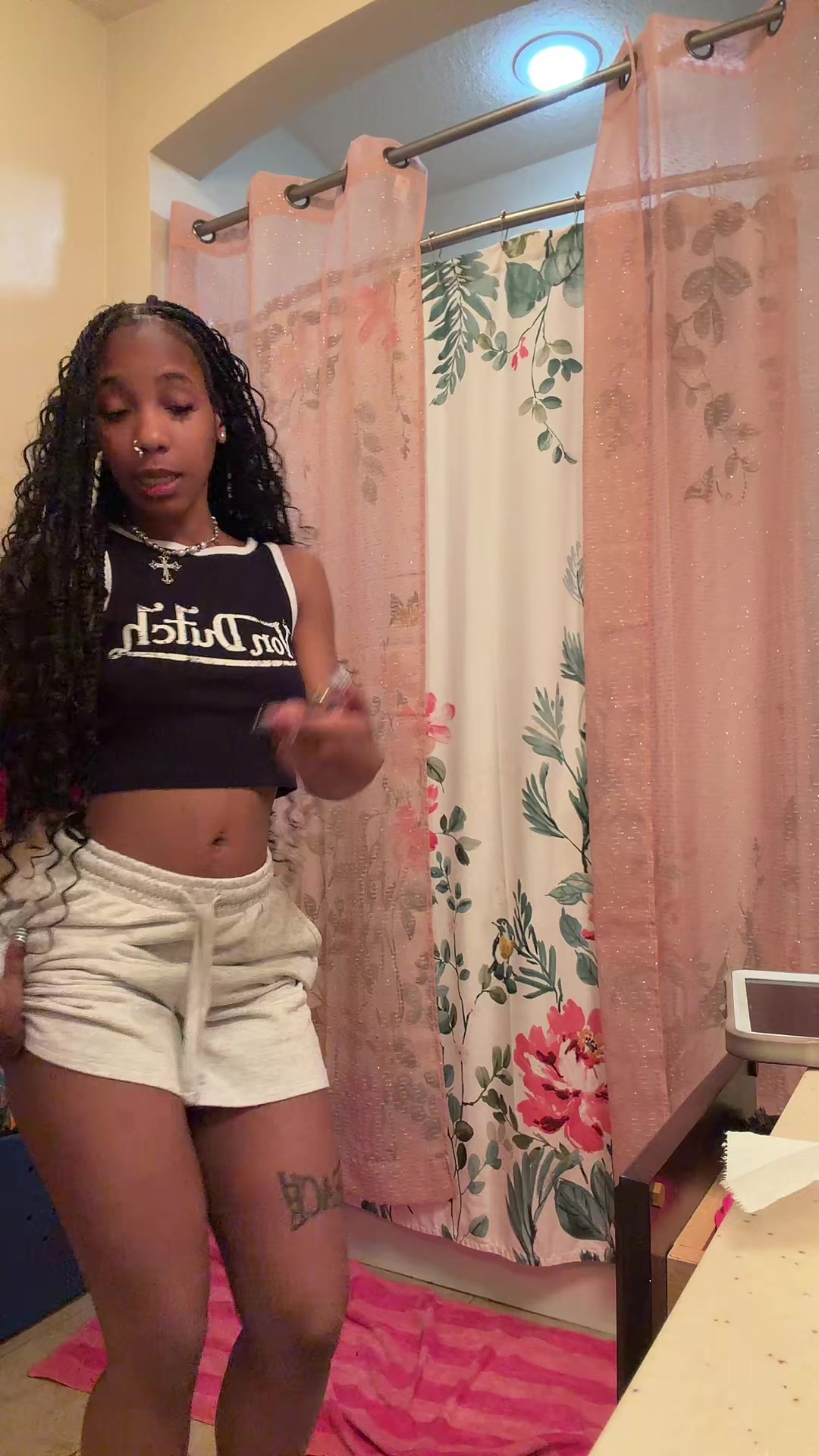 @kaayedabratt1