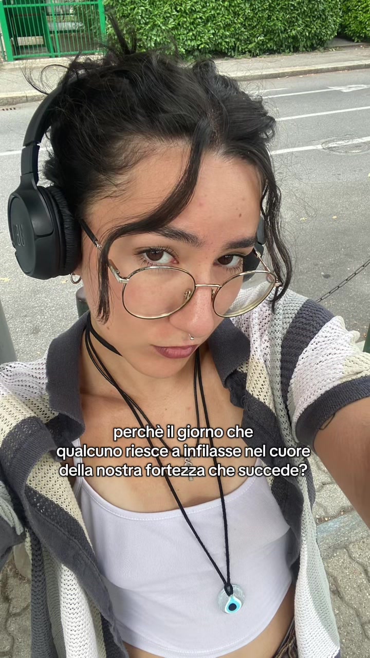 @chiarè