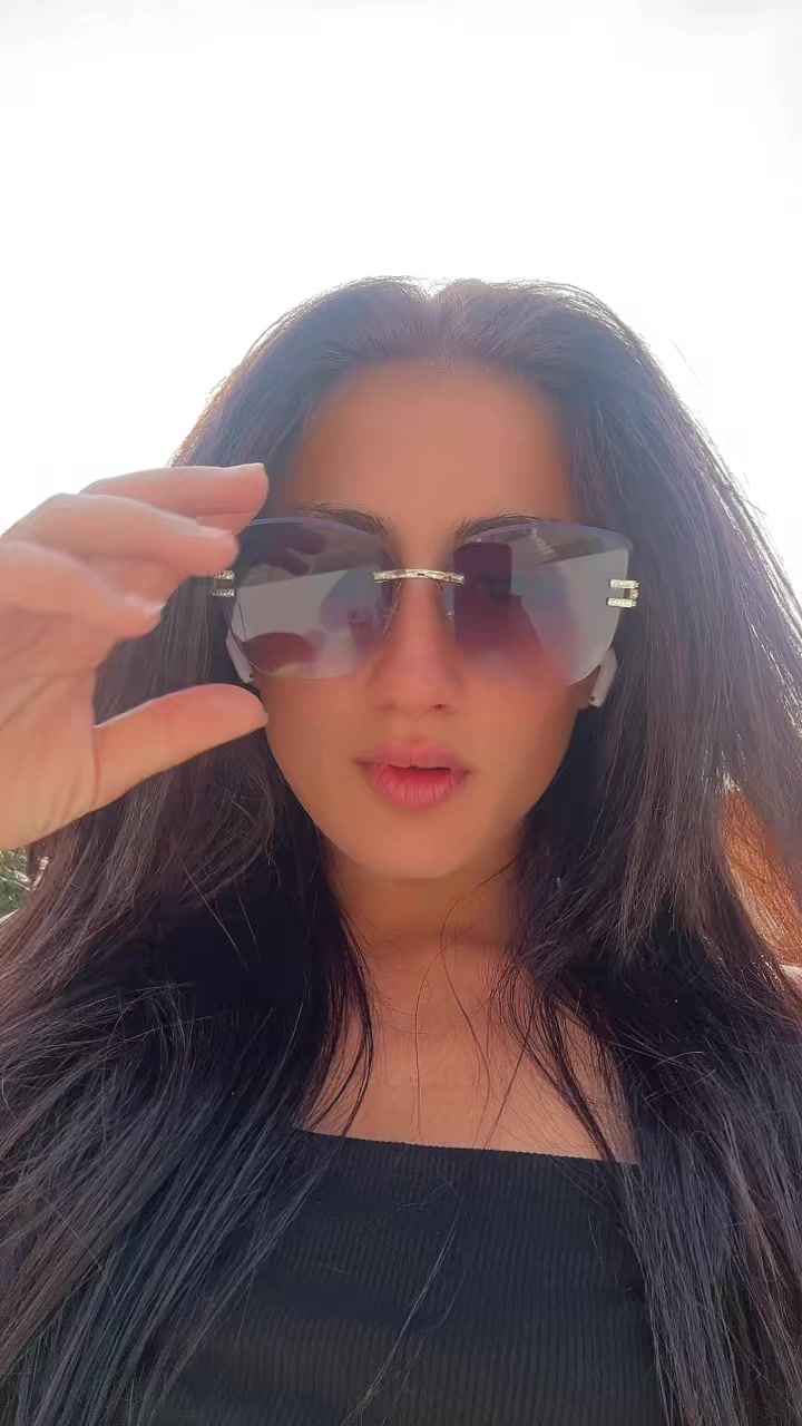 @Luxaiah